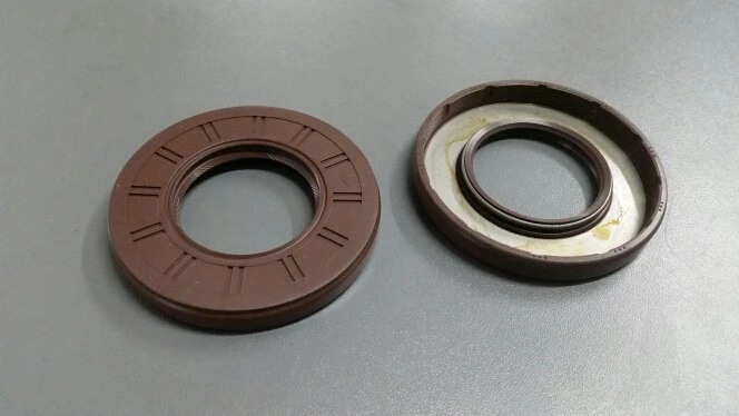 SIMMERING 40X75X10 CORTECO HTC=BH3063E NOK FPM  19034067