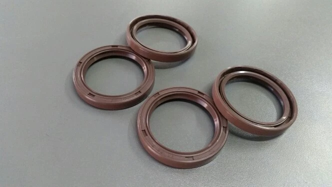 SIMMERING 40X52X7 VITON TC